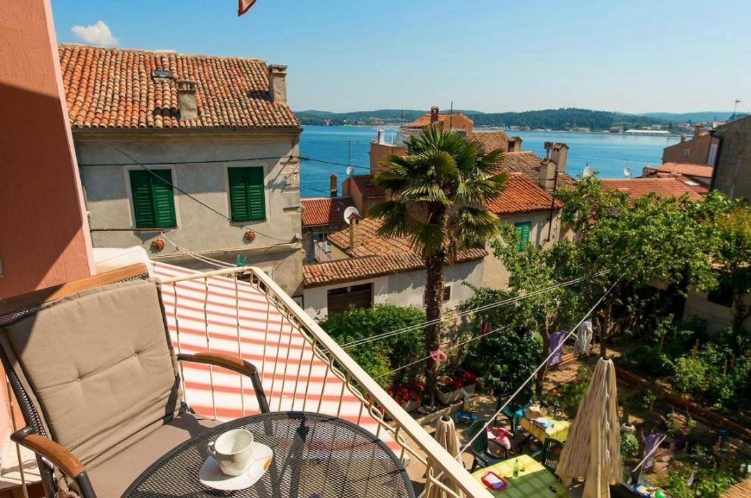 Apartman Sea View House